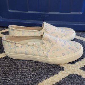 NWT Keds Womens size 10 slip on sneakers with Pastel flower detail